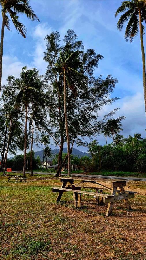 Hotel Rumah Tamu Tepi Pantai Dungun Exterior foto